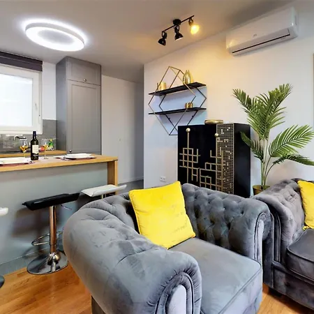 Apartamento Theme *